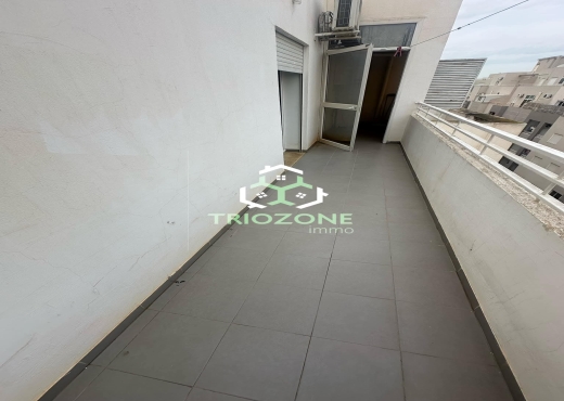 A Vendre Appart S+1 a Cité Wahat
