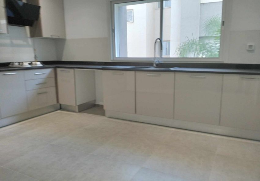 Promo  a 31 decembre  S+3   176 m 2 Parking et cellier