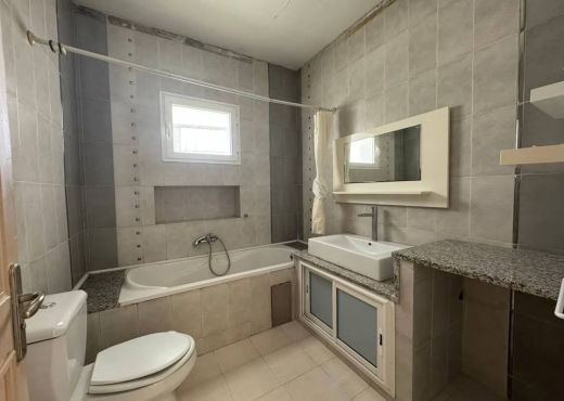 À vendre Étage villa S+3 Riadh And