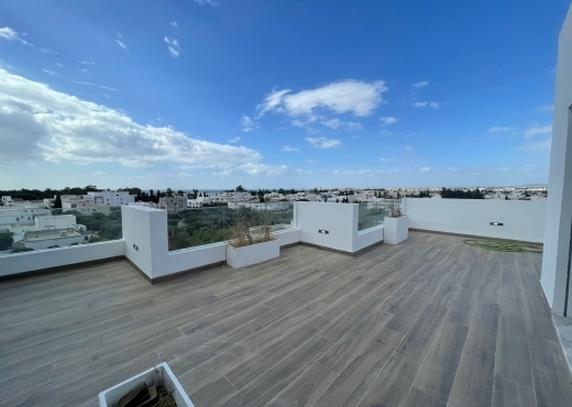 A louer a l’année à hammamet un penthouse s+2 avec