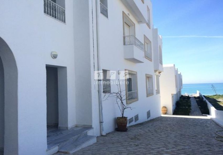 Appartement MARIN  AU BORD DE LA MER (Réf: V488)