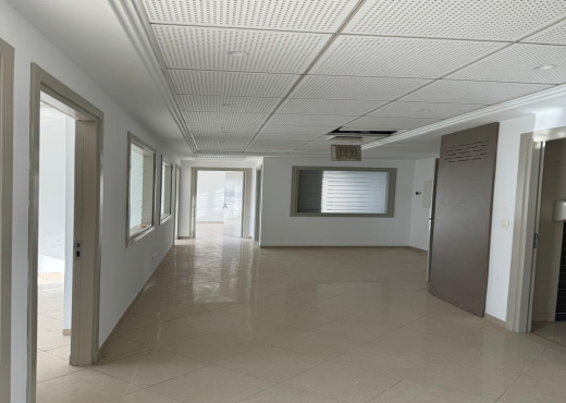 Immeuble bureautique hs au lac 2