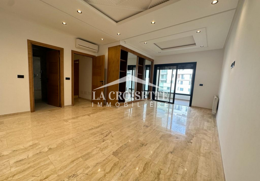 Un Appartement S+2 à Ain Zaghouan Nord MAV1604