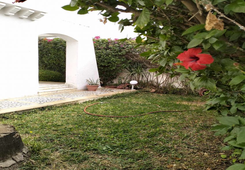 villa S 5  el MANAR 2    angle  2 rue
