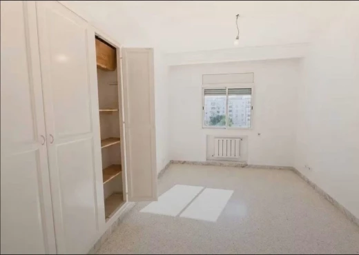 Appartement À Louer à TUNIS - 📍MENZAH 7 BIS : APPARTEMENT S+3 A LOUER - Immobiliere.tn - Photo 2