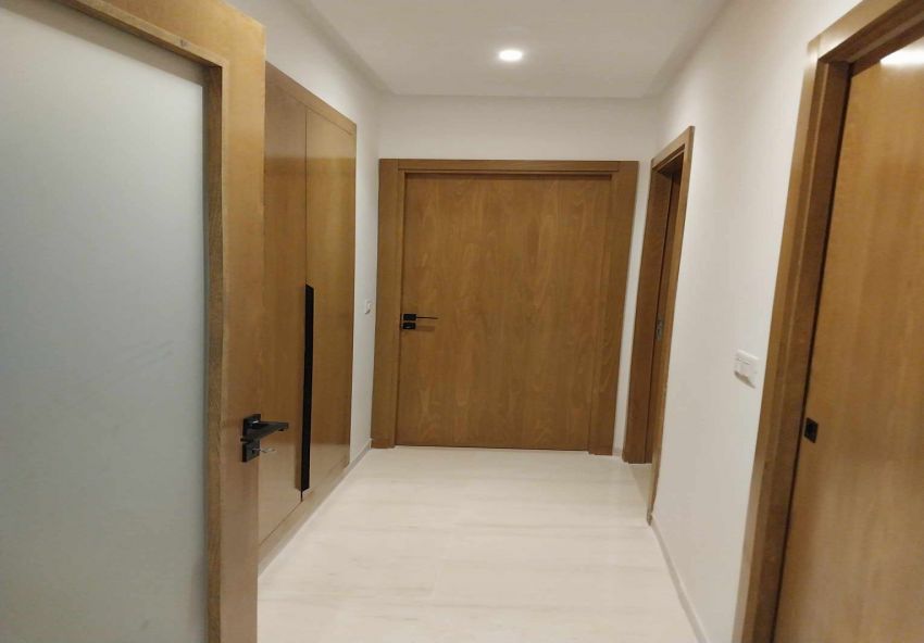 Appartement s+2 très haut standing jamais habité