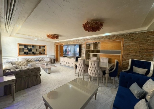 📍LES BERGES DU LAC 2 : APPARTEMENT S+4 DE TRES HA