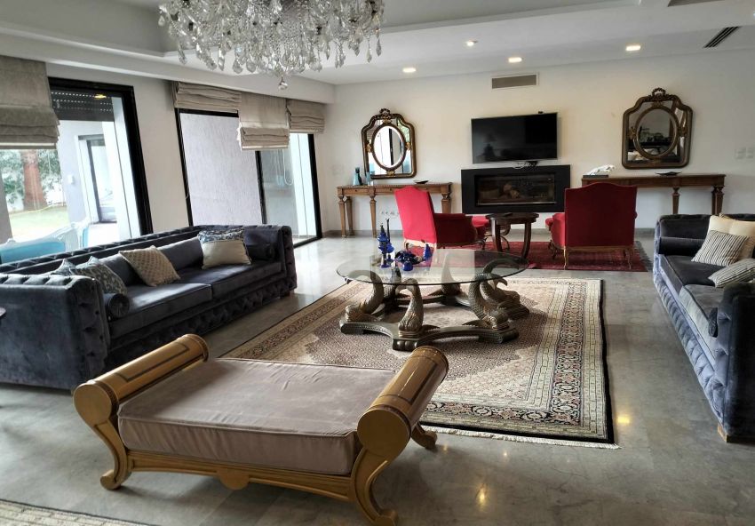 villa prestige   5 Suites 2 salons   Soukra Park