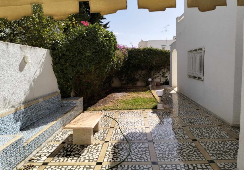 villa S 5  el MANAR 2    angle  2 rue