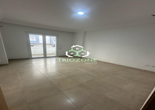 A vendre appartement S+2 spacieux