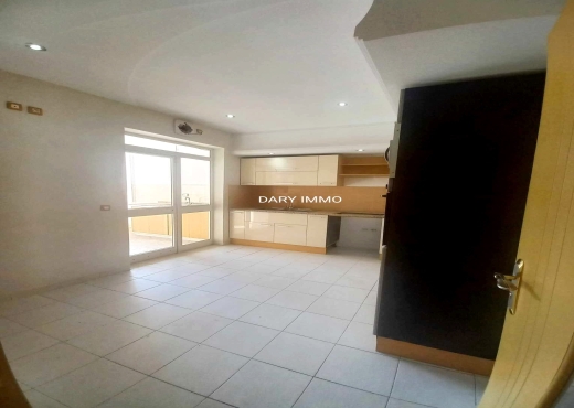 A vendre Appartement S4 El Menzah7