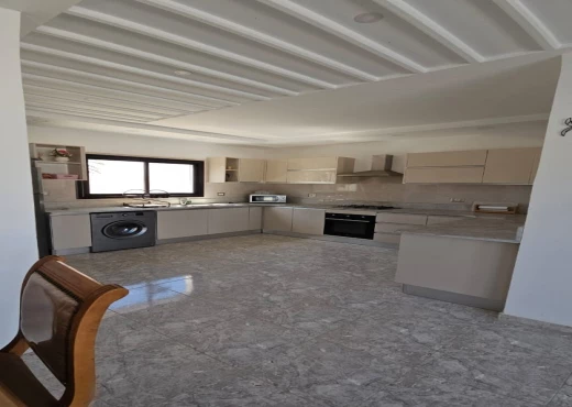 villa À Louer à MEDENINE - 𝑽𝒊𝒍𝒍𝒂 𝒑𝒍𝒂𝒊𝒏-𝒑𝒊𝒆𝒅 - Immobiliere.tn - Photo 2