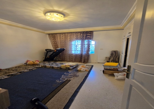 Villa S+5 Avec Jardin à Sahloul