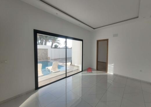 VILLA AVEC PISCINE À MEZRAYA DJER