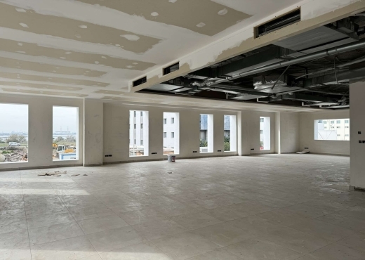 Immeuble bureautique neuf 3200 m² au lac 3 kram