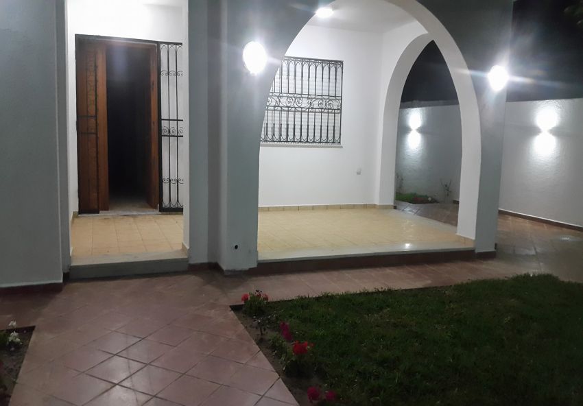 villa À Vendre à NABEUL - Villa Haut standing à Kelibia secteur (Ain Grenz), construction 2018, quatre étages séparés - Immobiliere.tn - Photo 7