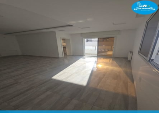 A louer à l'année un appartement