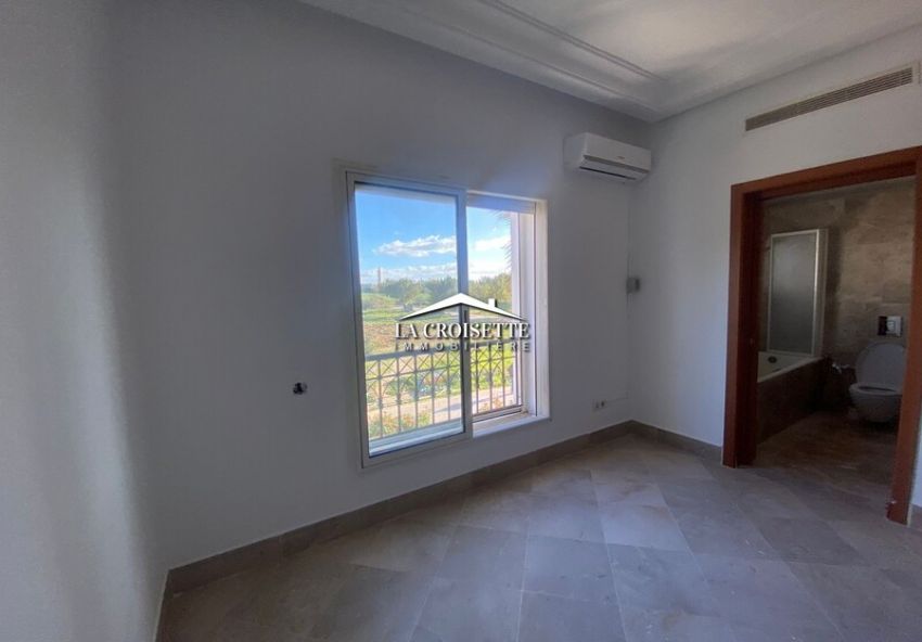 Triplex S+5 Avec Jardin à La Marsa MTRL0083