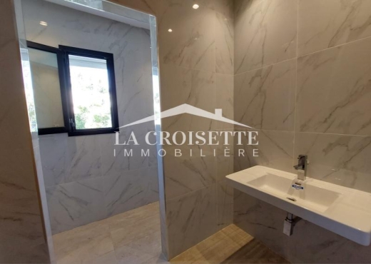 Triplex S+3 avec piscine à Gammart