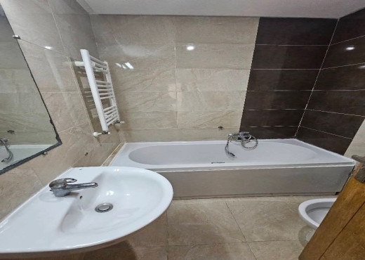 📍L'AOUINA WAHAT: APPARTEMENT S+2 A VENDRE