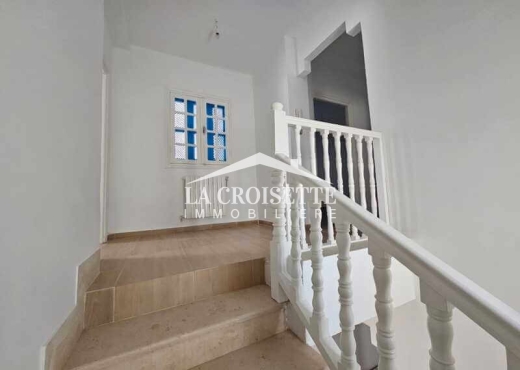 Duplex s5 avec piscine à La Marsa