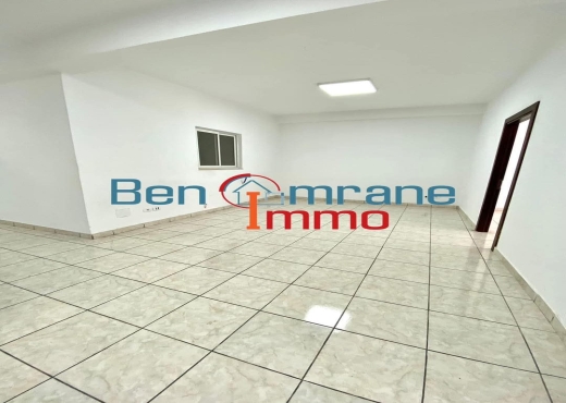 A Louer Bureau a  Riadh Andalous