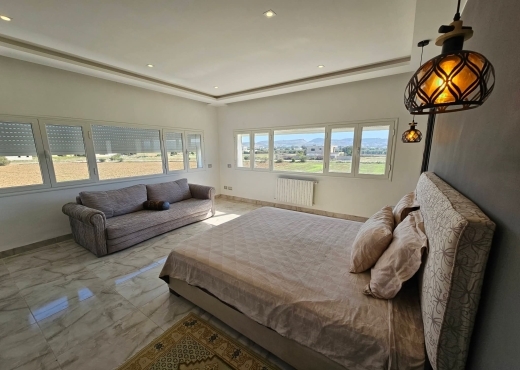 villa À Vendre à ARIANA - 📍𝗕𝗢𝗥𝗝 𝗬𝗢𝗨𝗡𝗘𝗦, 𝗞𝗔𝗟𝗔𝗔𝗧 𝗔𝗡𝗗𝗔𝗟𝗢 - Immobiliere.tn - Photo 5