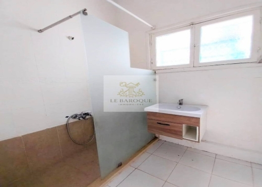 À louer – Étage de villa S+3 à La Marsa Corniche