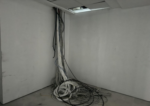 Super bureau 2300 m² ths au lac 2