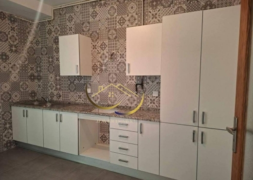 A louer un appartement S+3 à Cité Wahat laouina