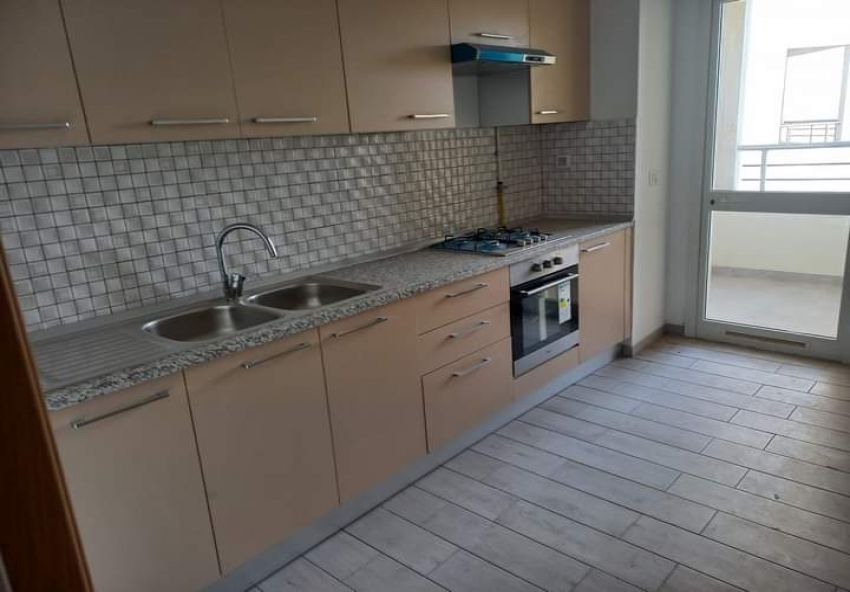 Deux appartements  à  vendre