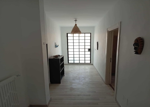 Etage de villa s+2  à Alain savary