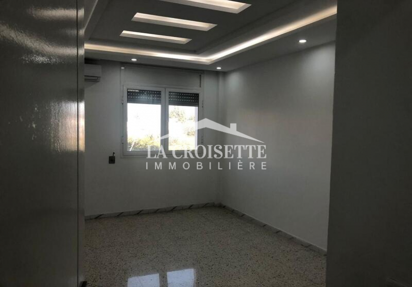 Appartement S+3 à L’aouina MAL0843
