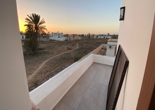 À Vendre Superbe Maison S+3 Djerba