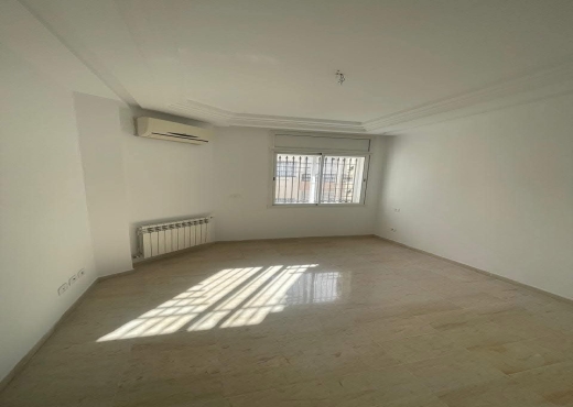 APPARTEMENT s+3 à Loyer à Riadh El