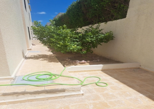 À Louer: Étage de Villa S+2 au RDC