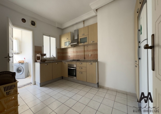 Appartement S+3 vide à Mrezga