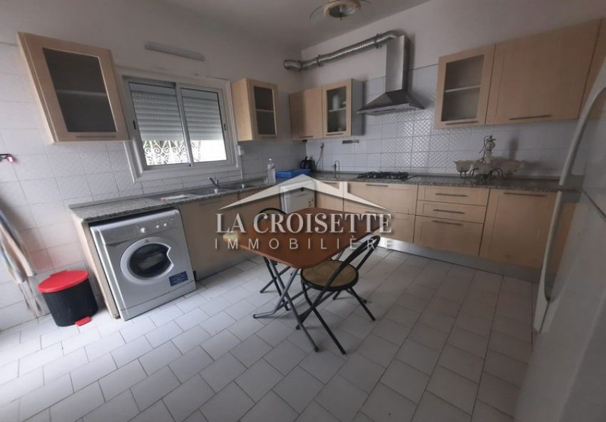 Villa S+3 meublée à La Marsa MVL0694