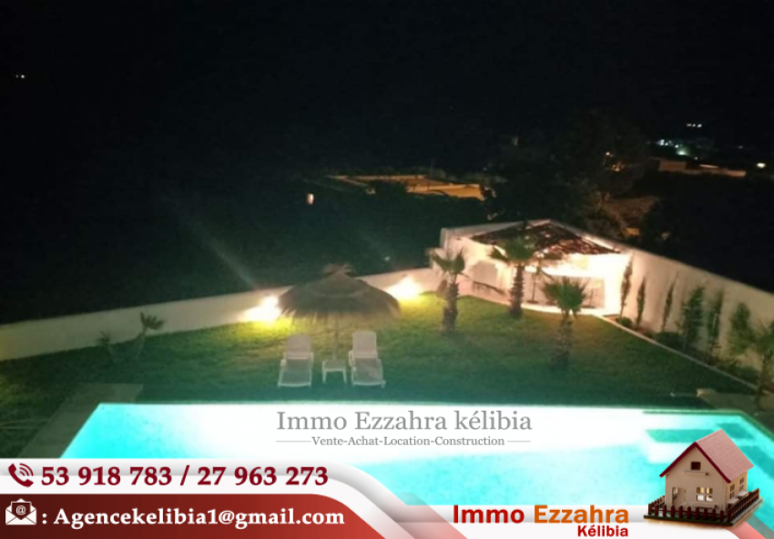 Une_villa_spacieuse et Haut Standing avec #une_piscine