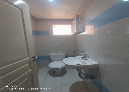 A vendre S+3 A cité el Ghazela