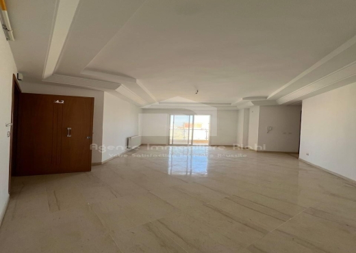 A VENDRE un S+1 à Cité Erriadh
