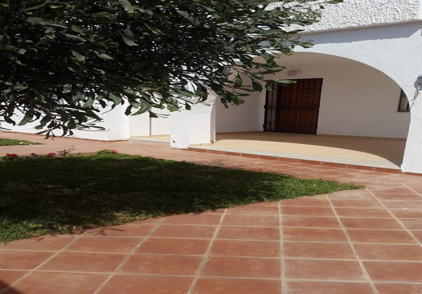 villa À Vendre à NABEUL - Villa Haut standing à Kelibia secteur (Ain Grenz), construction 2018, quatre étages séparés - Immobiliere.tn - Photo 8