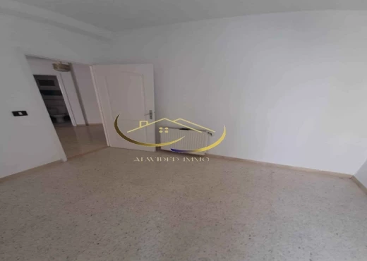 Appartement À Vendre à TUNIS - A VENDRE APPARTEMENT S+3 CITE WAHAT - Immobiliere.tn