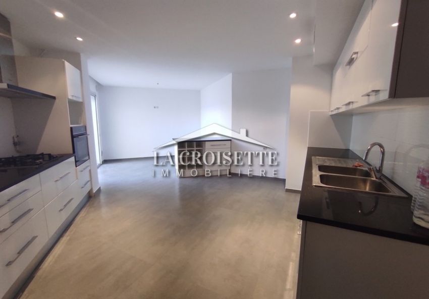 Appartement S+4 avec chambre de service aux Berges du Lac 2 MAL0135