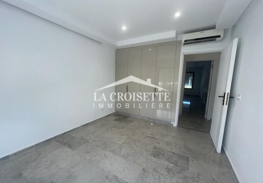 Appartement s+3 à la marsa MAL0534