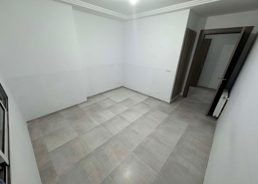 RIADH EL ANDALOUS : APPARTEMENT S+2 À LOUER