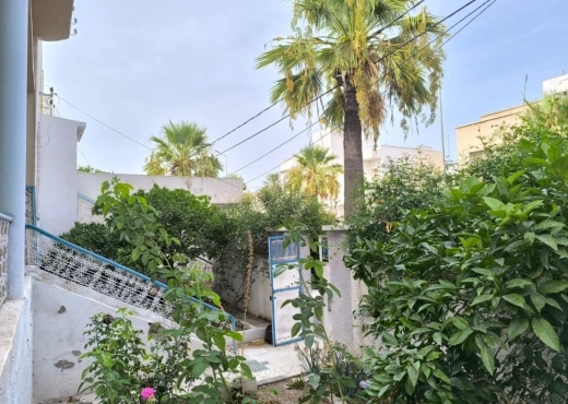 للبيع:ڤيلا في قلب مدينة المكنين