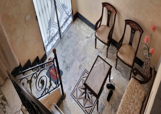 🏡 Maison R+1 spacieuse avec dépôt et terrasse