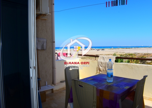 à vendre app s+1 vue sur mer