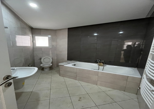 A louer S+2 a El Ghazela